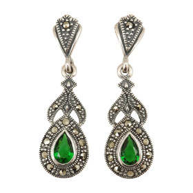 Sidabriniai auskarai su briaunuotu žalios spalvos cirkoniu ESB383