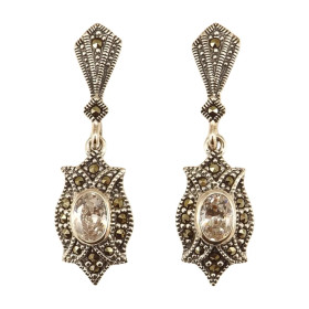 Sidabriniai auskarai su briaunuotu cirkoniu ESB397