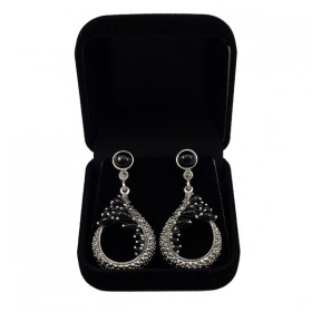 Sidabriniai auskarai su oniksu ESA178