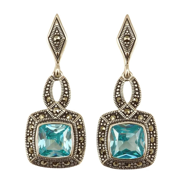 Sidabriniai auskarai su briaunuotu mėlynos spalvos cirkoniu ESB246